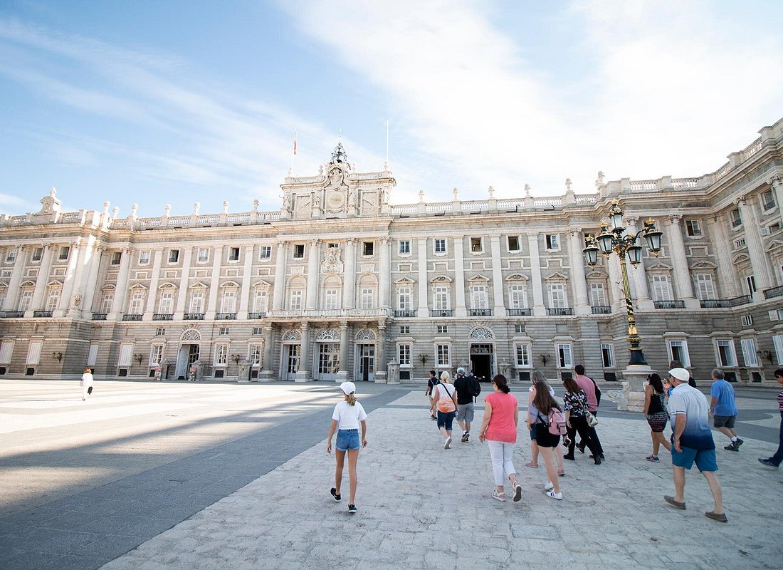 visita-al-palacio-real-sin-colas.